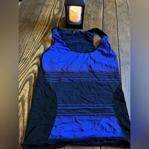 Ideology exercise top size XL